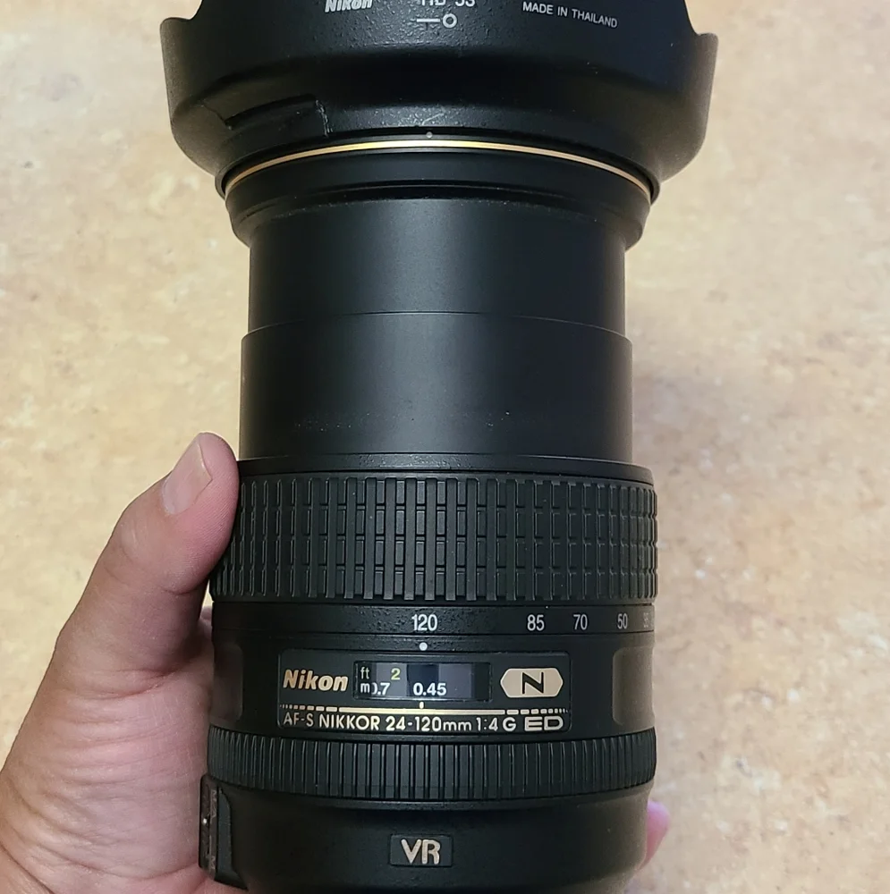 Nikon af 24